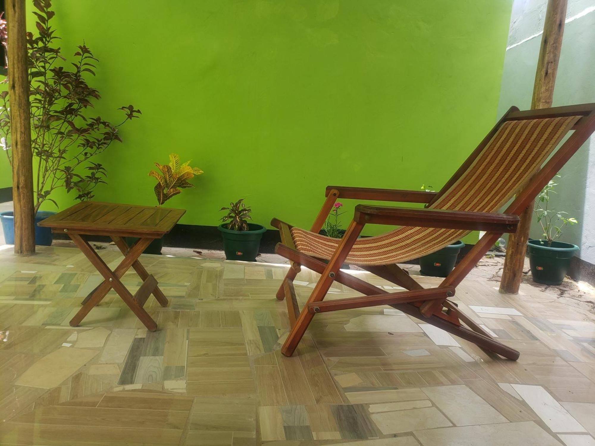 L&J Modern Backpackers Bnb Dar es Salaam Ngoại thất bức ảnh