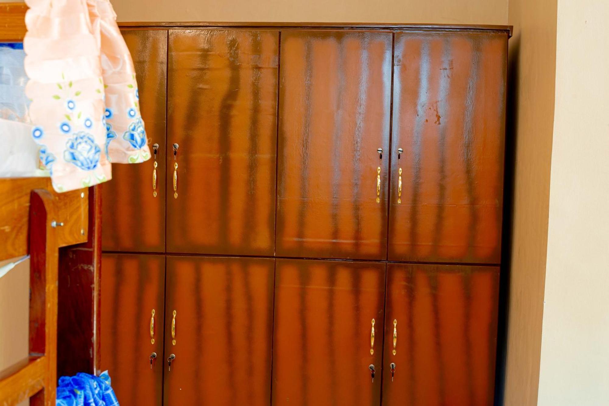 L&J Modern Backpackers Bnb Dar es Salaam Ngoại thất bức ảnh