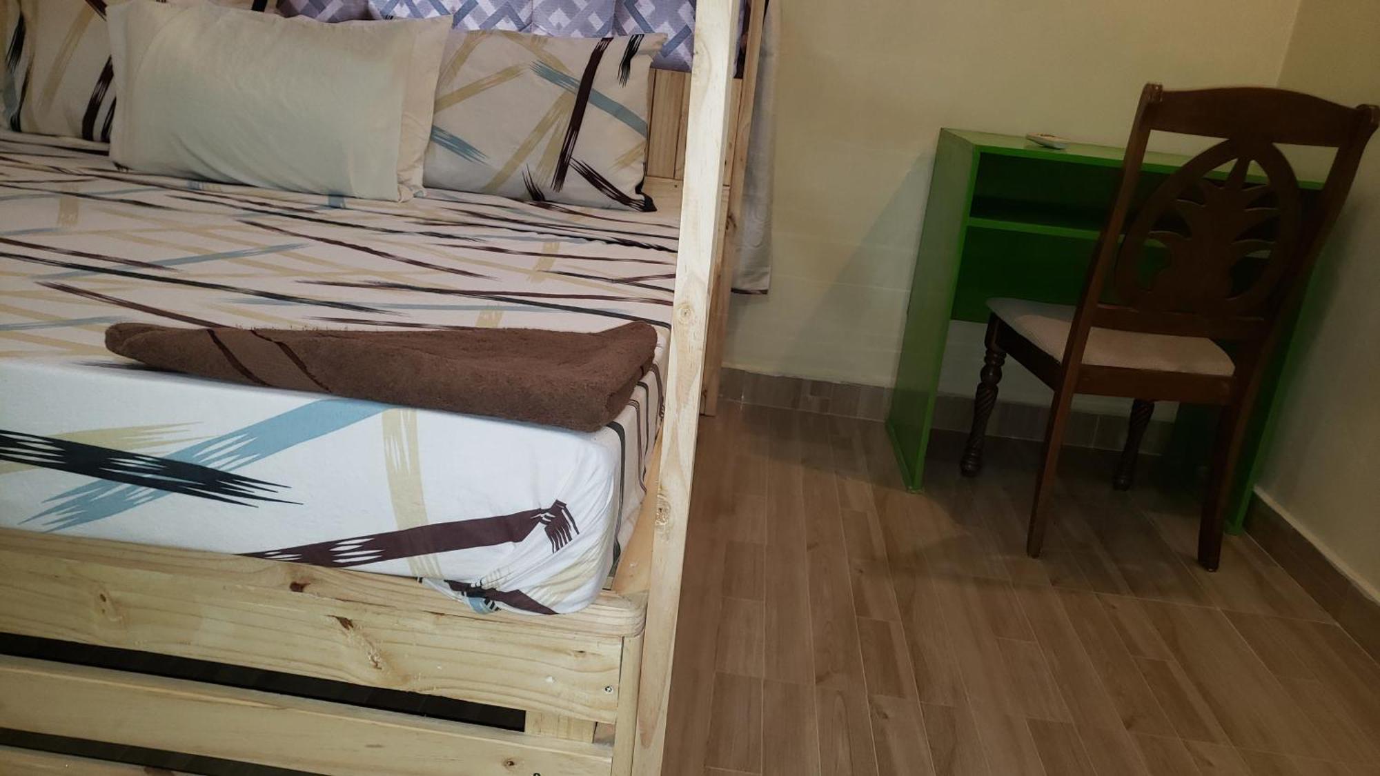 L&J Modern Backpackers Bnb Dar es Salaam Ngoại thất bức ảnh